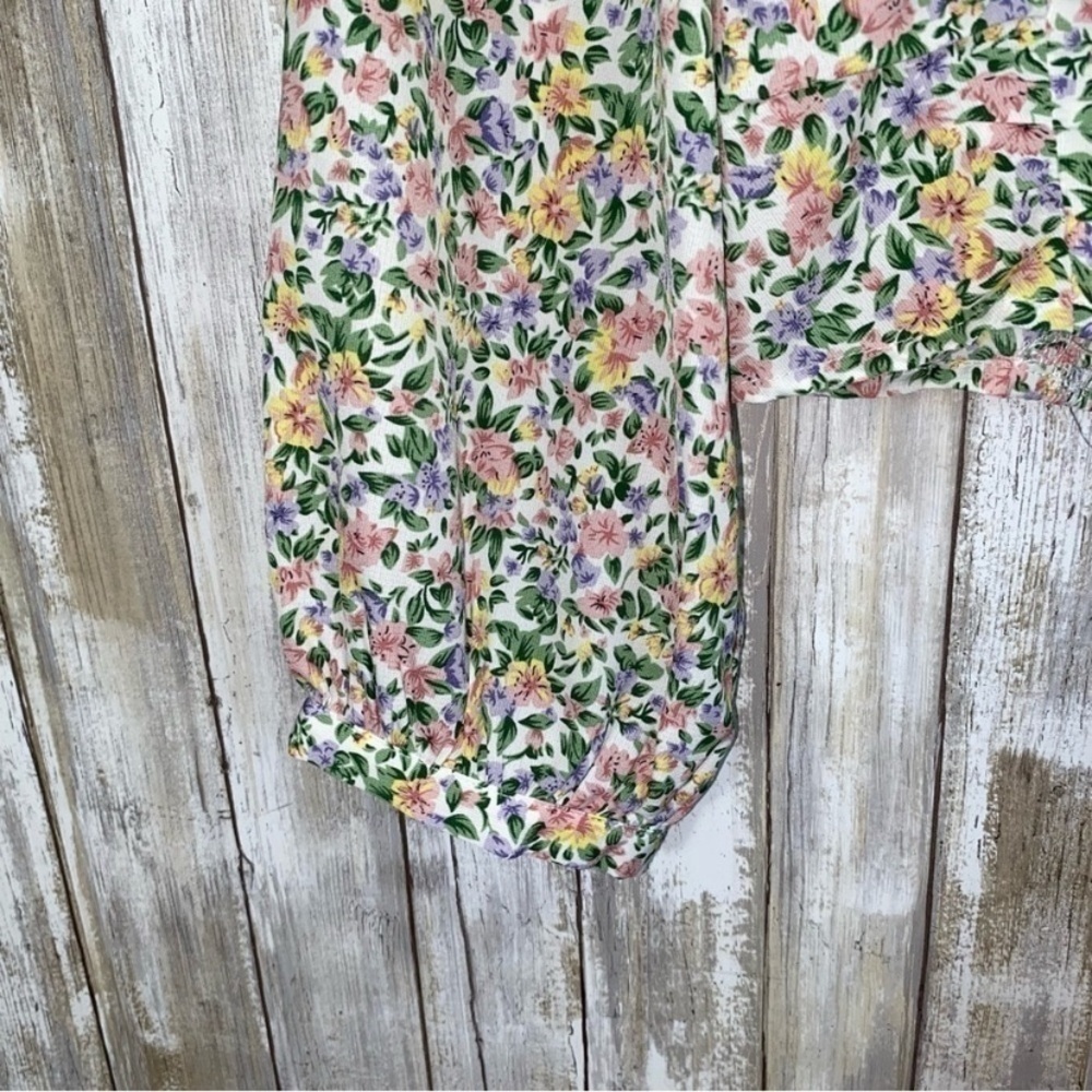 Lulus Floral Smocked Crop Top Puff Sleeve Cottagecore Blouse Multicolor M - Picture 4 of 5